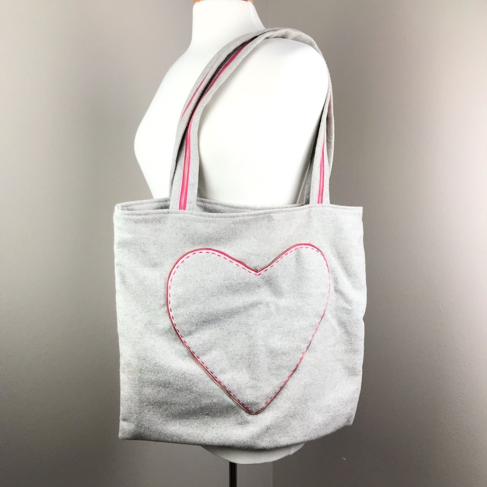 Shiraleah Gray Wool Tote w/ Zipper Heart Detailing